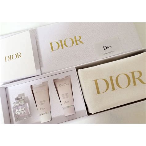 christian dior プチギフト|Dior (ディオール)コスメプレゼント10選｜予算別おすすめギフ .